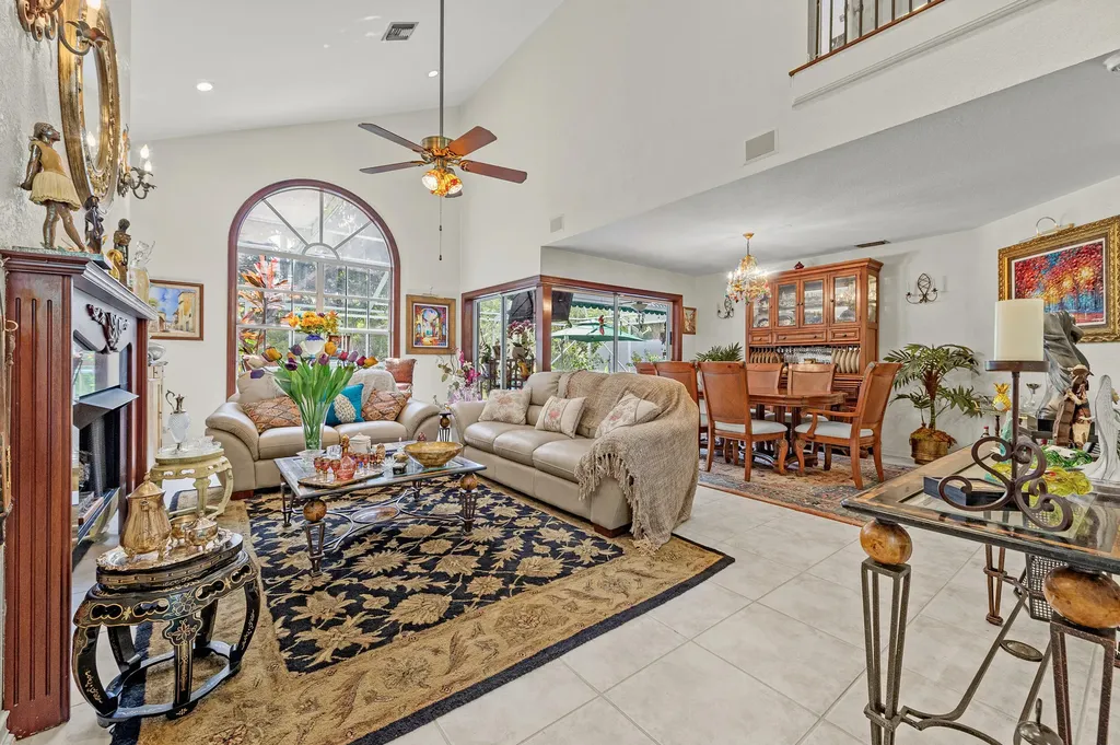 23330 La Vida Way Boca Raton FL 33433