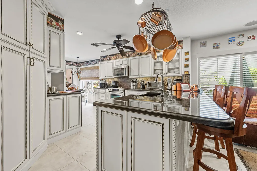 23330 La Vida Way Boca Raton FL 33433