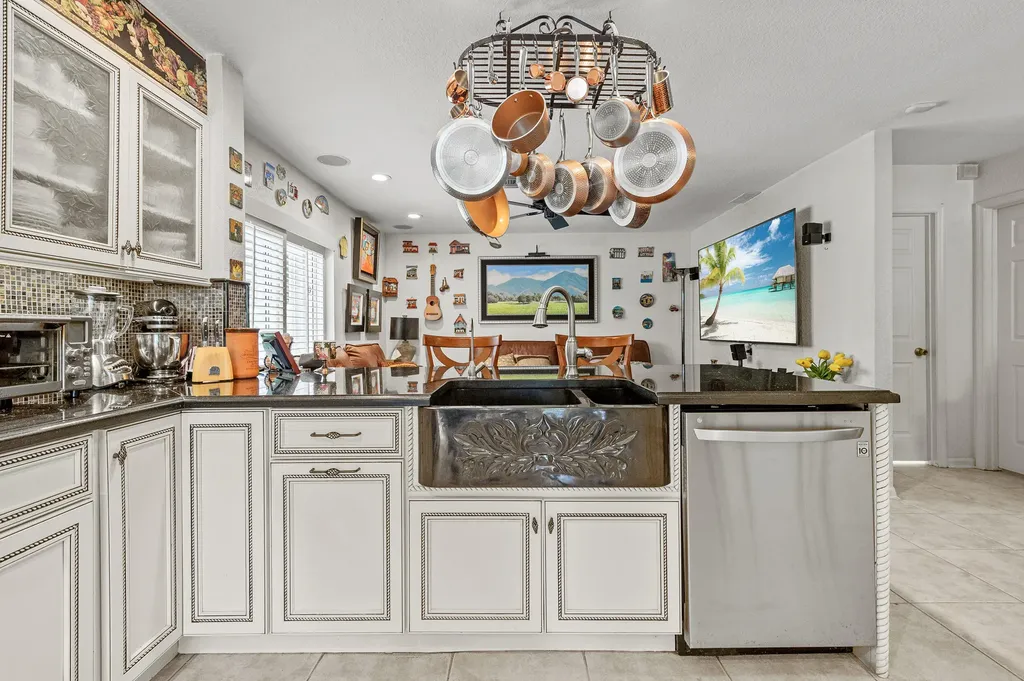 23330 La Vida Way Boca Raton FL 33433