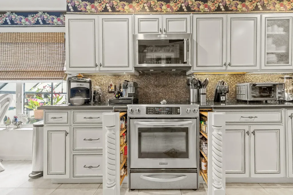 23330 La Vida Way Boca Raton FL 33433