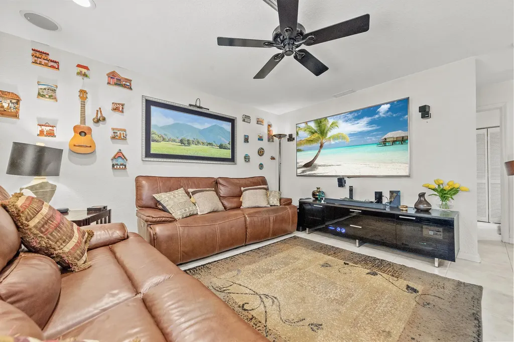 23330 La Vida Way Boca Raton FL 33433