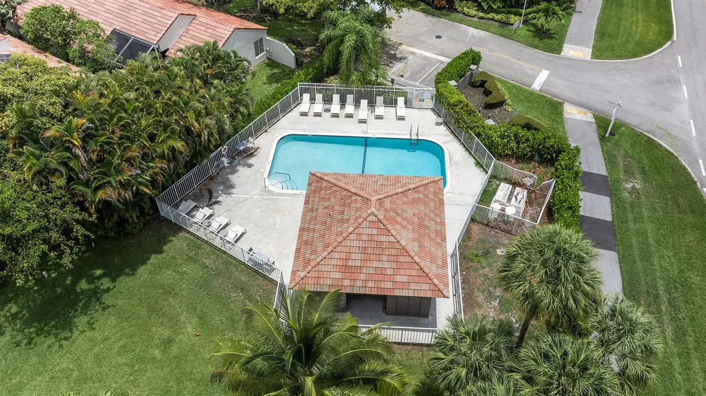 23330 La Vida Way Boca Raton FL 33433