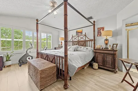 23330 La Vida Way Boca Raton FL 33433