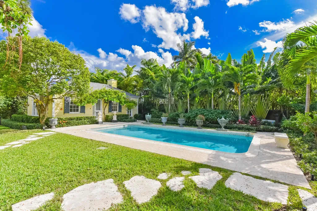 250 Algoma Road Palm Beach FL 33480