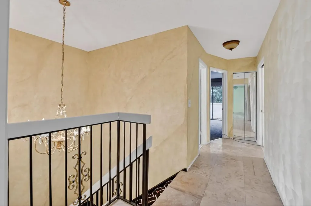 6758 Canary Palm Circle Boca Raton FL 33433