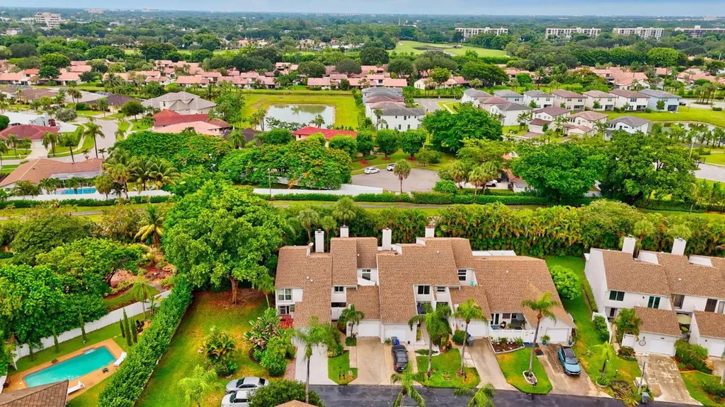 6758 Canary Palm Circle Boca Raton FL 33433
