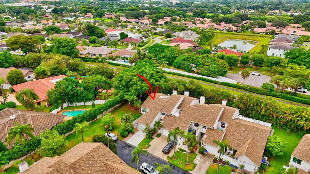 6758 Canary Palm Circle Boca Raton FL 33433