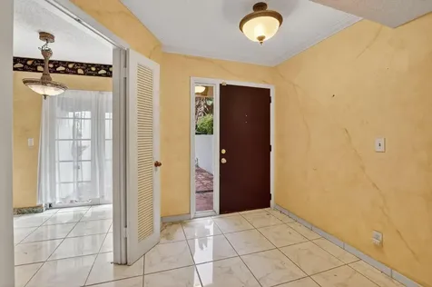 6758 Canary Palm Circle Boca Raton FL 33433