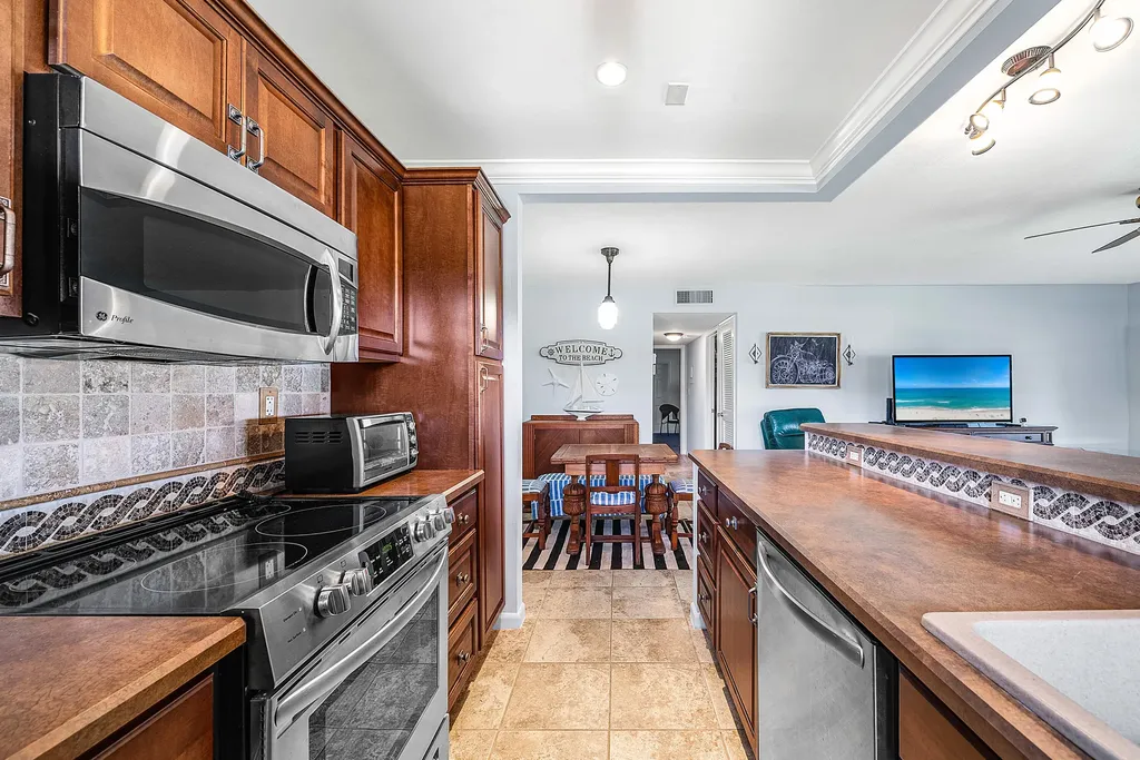 510 High Point Drive Delray Beach FL 33445