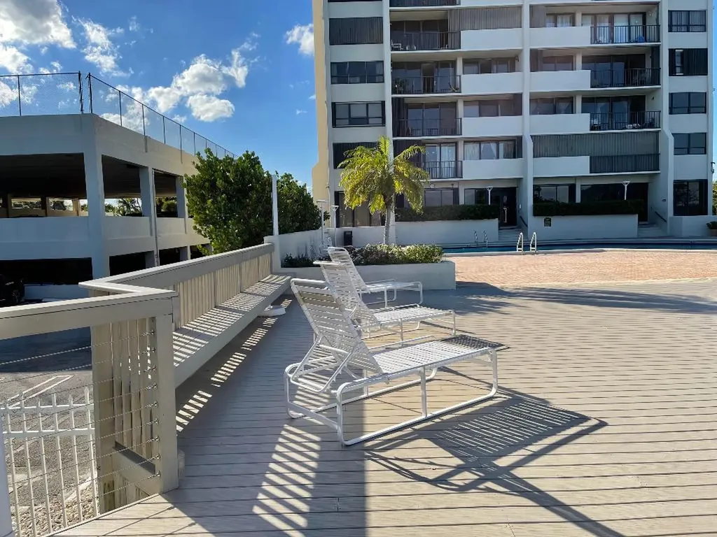 5600 N Flagler Drive West Palm Beach FL 33407
