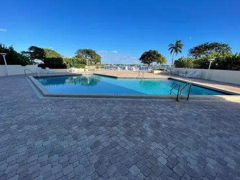 5600 N Flagler Drive West Palm Beach FL 33407