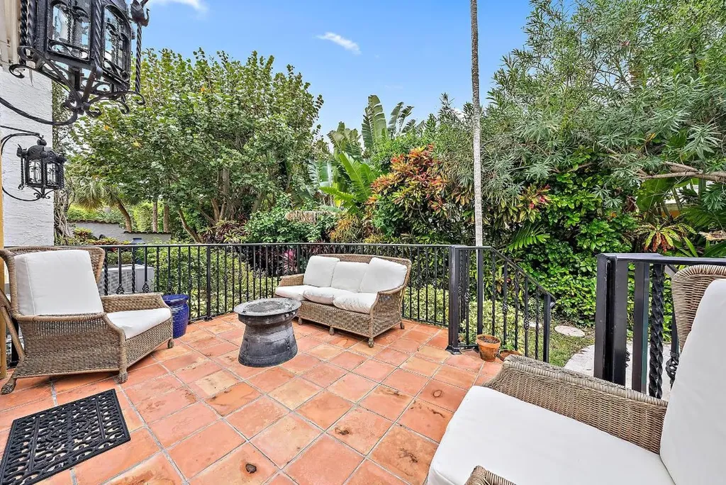 325 Seaspray Avenue Palm Beach FL 33480