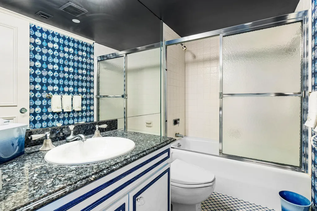 2580 S Ocean Boulevard Palm Beach FL 33480