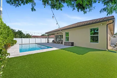 1301 SW 15th Street Boca Raton FL 33486