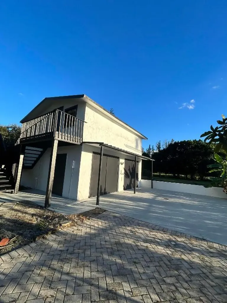 14840 SW 21st Street Davie FL 33326