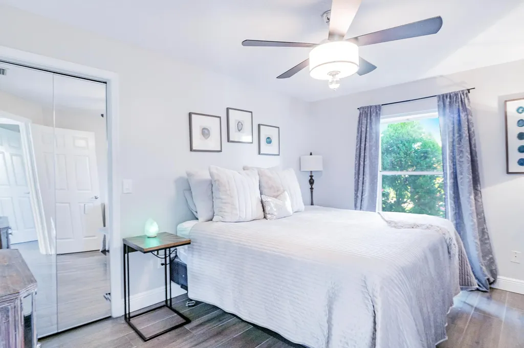 1350 Longlea Terrace Wellington FL 33414