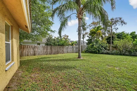 1762 Primrose Lane Wellington FL 33414