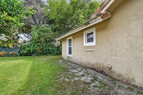 1762 Primrose Lane Wellington FL 33414