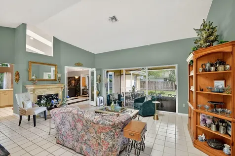 1762 Primrose Lane Wellington FL 33414