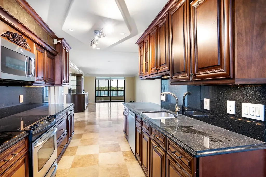 1748 Jupiter Cove Drive Jupiter FL 33469