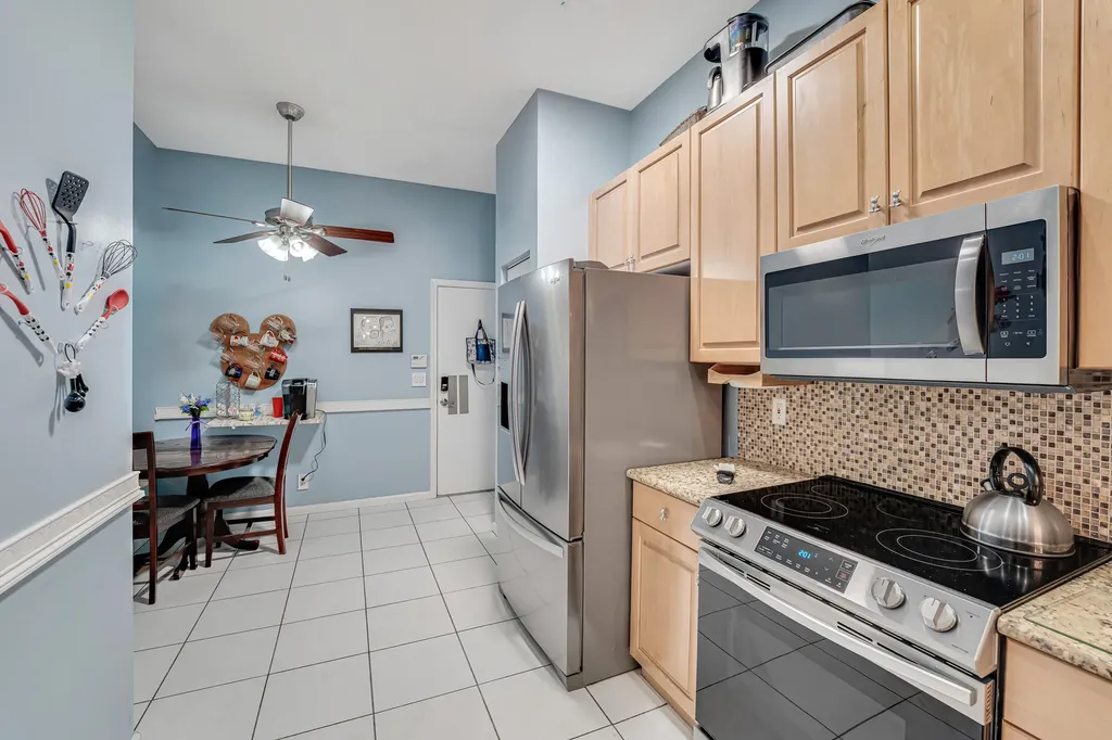 9799 Crescent View Drive S Boynton Beach FL 33437