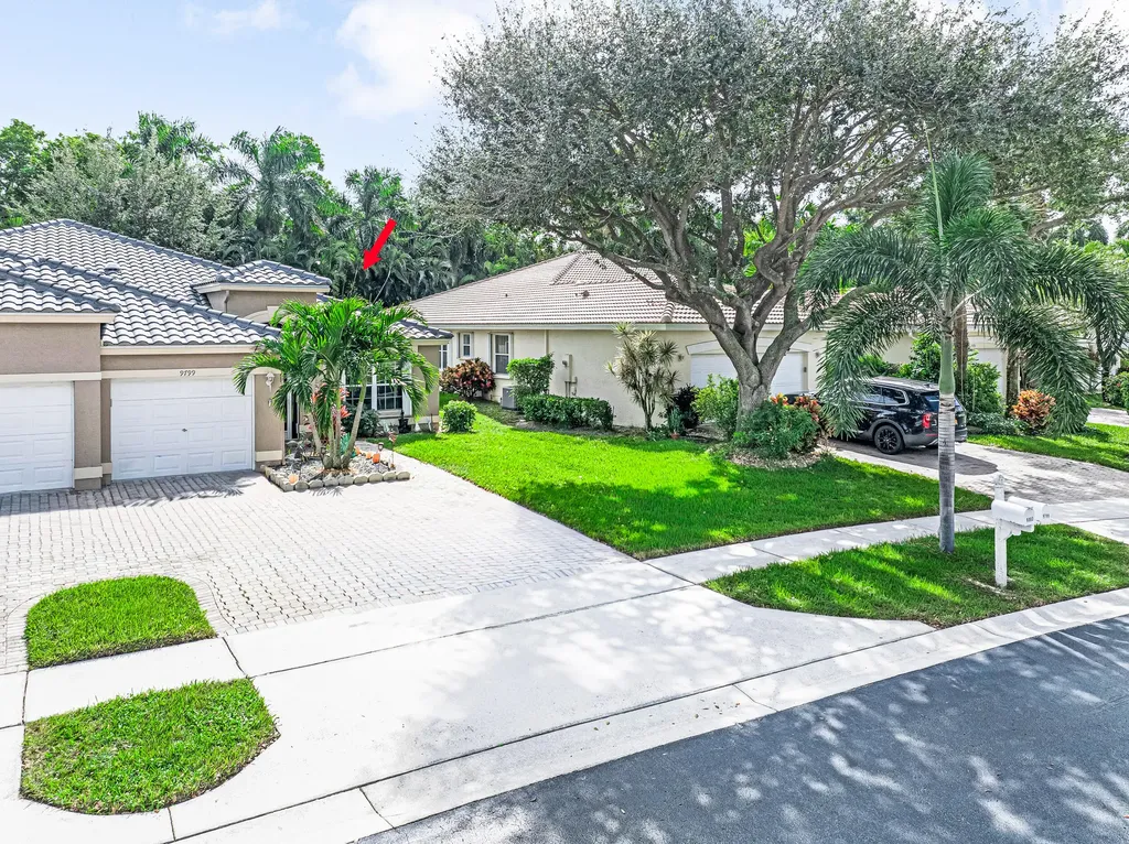 9799 Crescent View Drive S Boynton Beach FL 33437