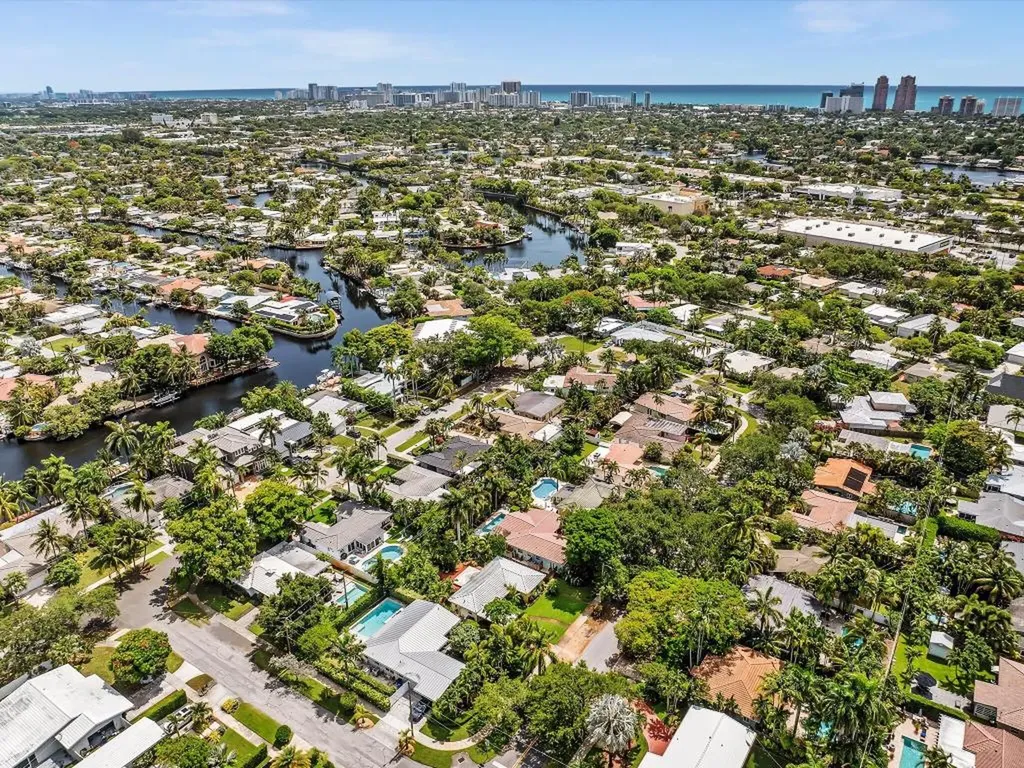 1786 NE 21st Street Fort Lauderdale FL 33305