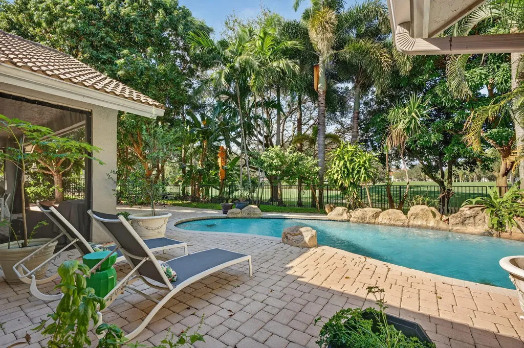 7205 Mandarin Drive Boca Raton FL 33433