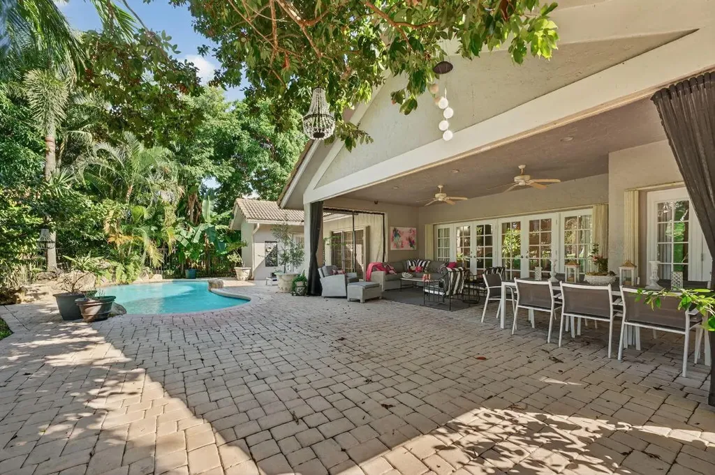 7205 Mandarin Drive Boca Raton FL 33433