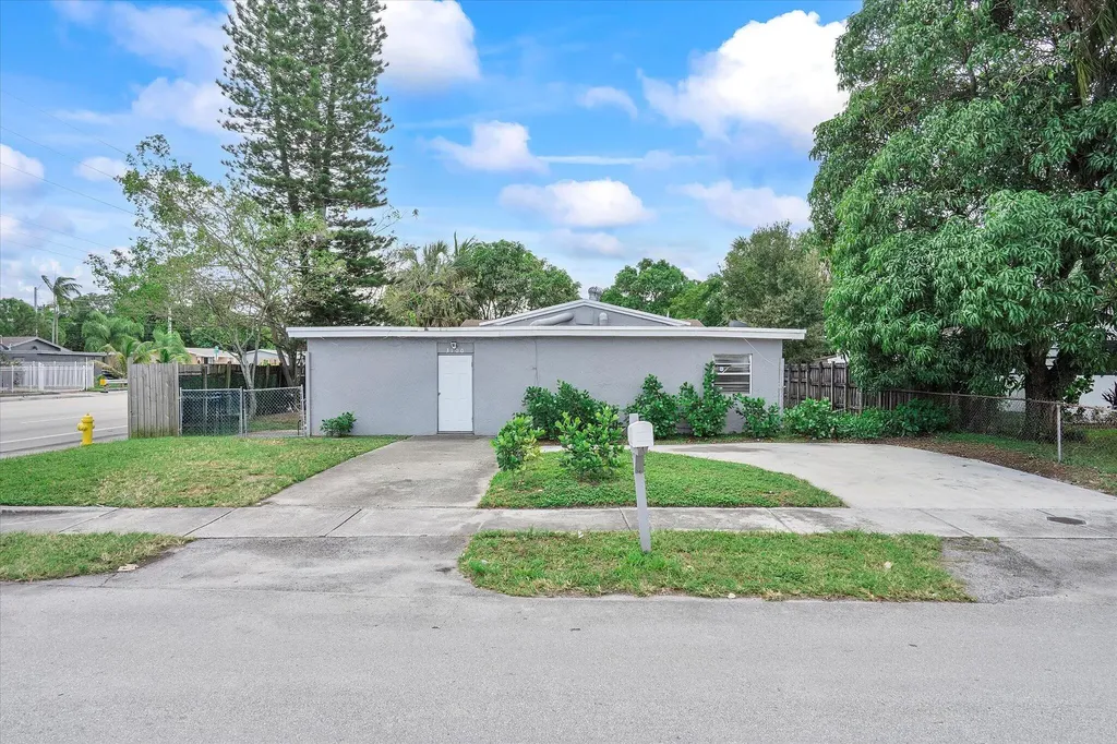 3100 NW 4th Court Lauderhill FL 33311