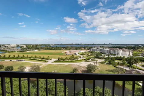 2480 Presidential Way West Palm Beach FL 33401