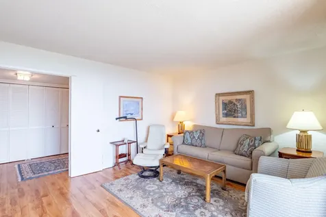 2480 Presidential Way West Palm Beach FL 33401