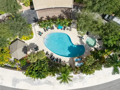 2480 Presidential Way West Palm Beach FL 33401