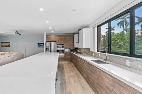 122 Andrews Avenue Delray Beach FL 33483