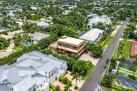 122 Andrews Avenue Delray Beach FL 33483