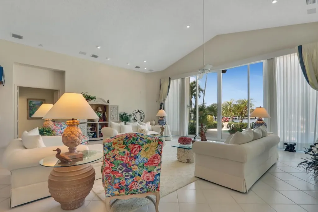 2499 Marseilles Drive Palm Beach Gardens FL 33410