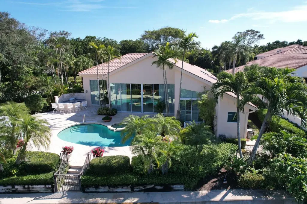 2499 Marseilles Drive Palm Beach Gardens FL 33410