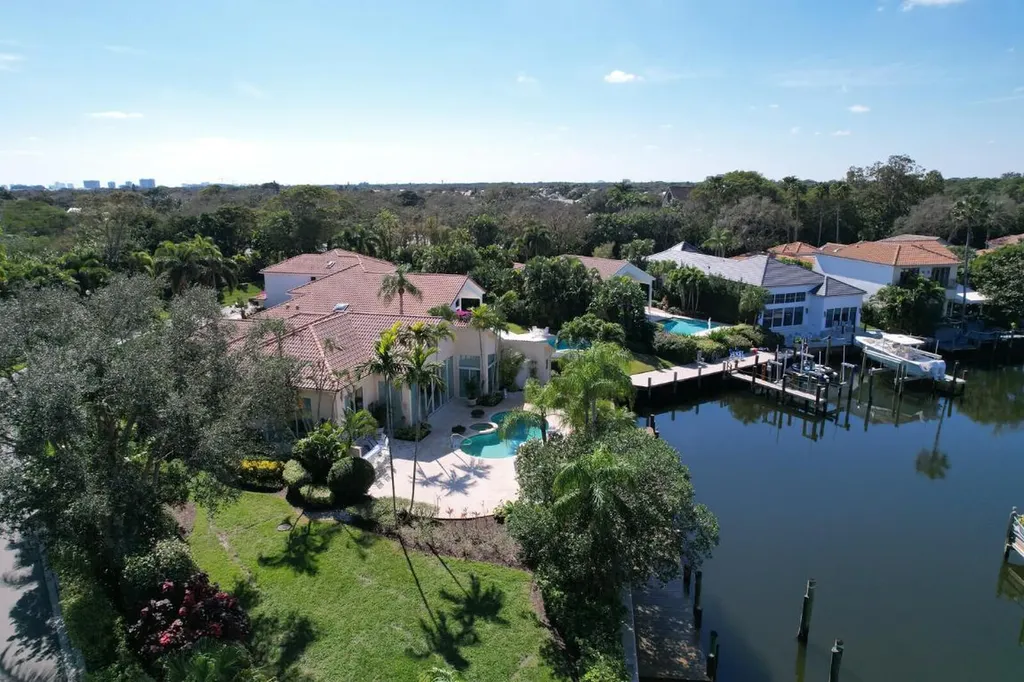 2499 Marseilles Drive Palm Beach Gardens FL 33410