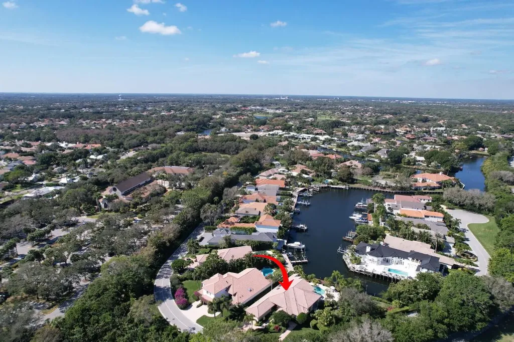 2499 Marseilles Drive Palm Beach Gardens FL 33410