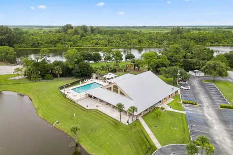 2733 SW Thunderbird Trail Stuart FL 34997