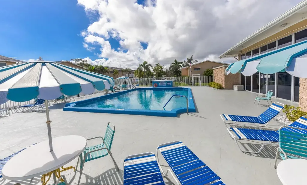 2182 NE 1st Way Boynton Beach FL 33435