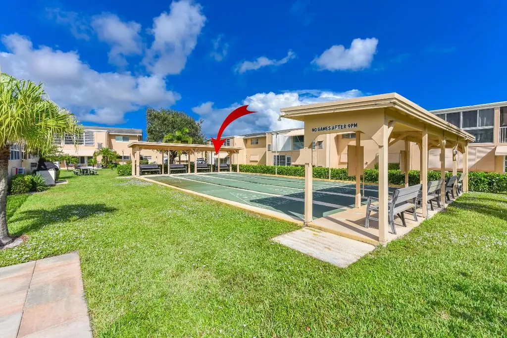 2182 NE 1st Way Boynton Beach FL 33435