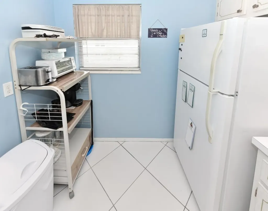 2182 NE 1st Way Boynton Beach FL 33435