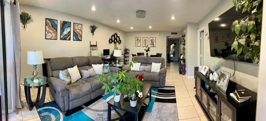 140 S Cypress Road Pompano Beach FL 33060
