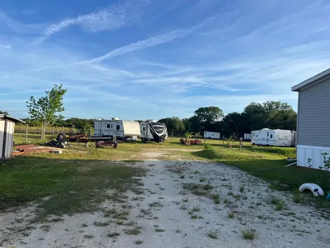 15628 NW 310th Street Okeechobee FL 34972