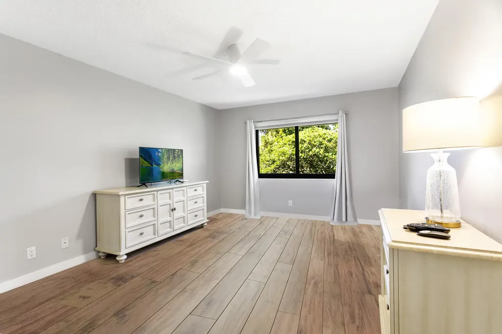 17137 Waterbend Drive Jupiter FL 33477