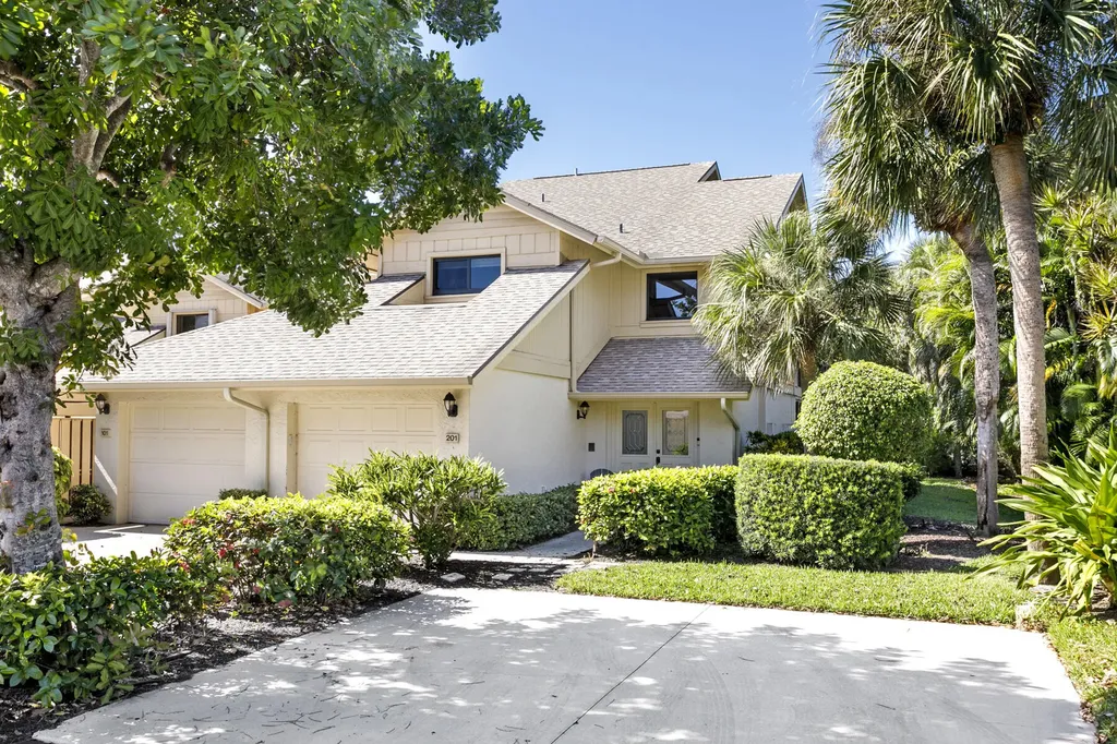 17137 Waterbend Drive Jupiter FL 33477
