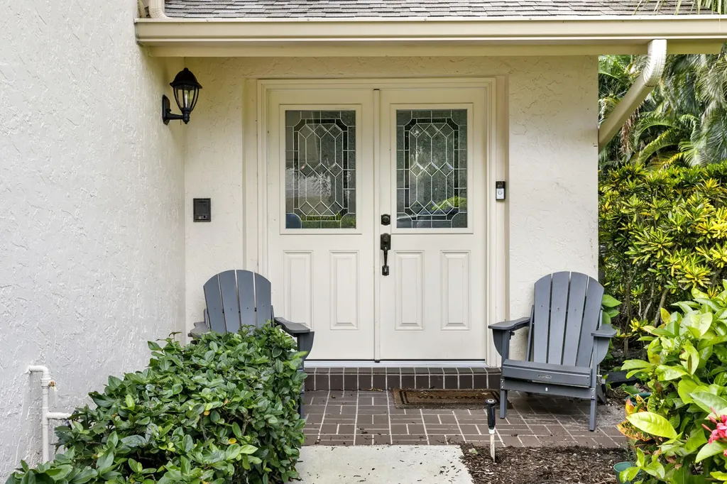 17137 Waterbend Drive Jupiter FL 33477