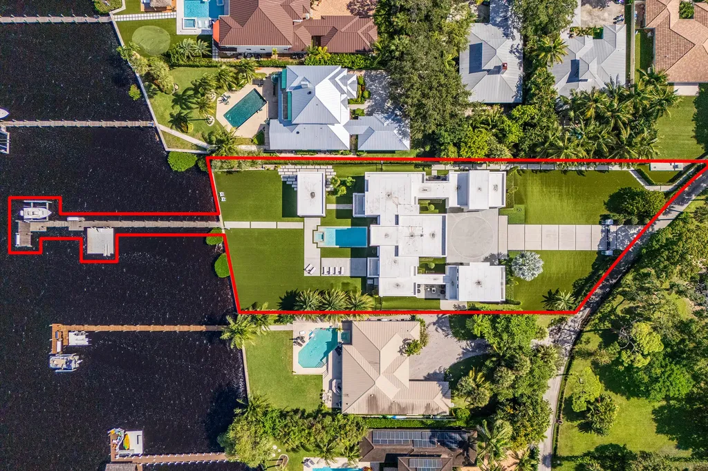 18200 Gardiner Lane Jupiter FL 33458