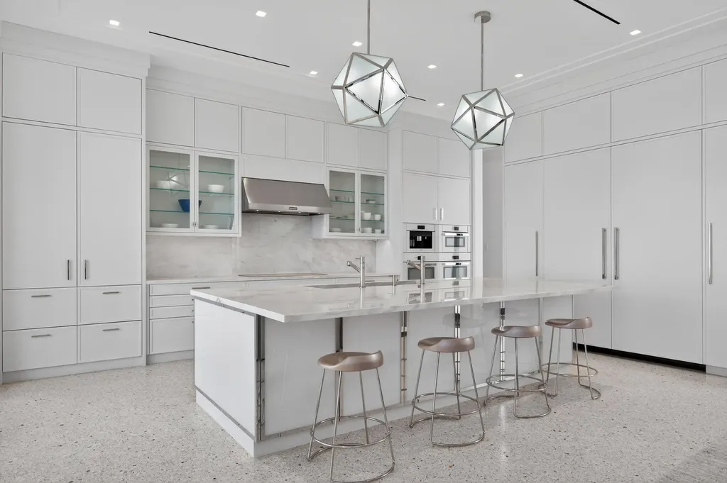 18200 Gardiner Lane Jupiter FL 33458